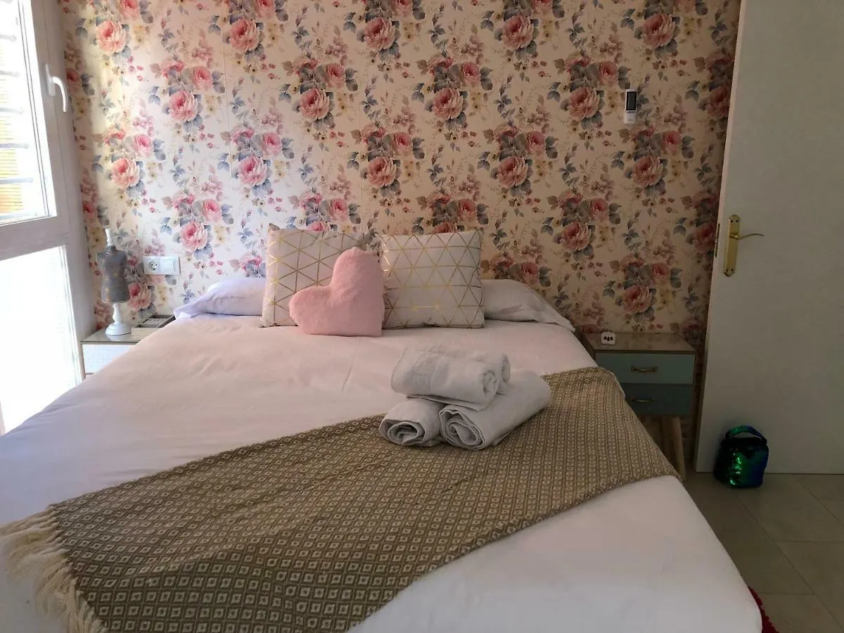 Sweet Pink Apartment Malaga